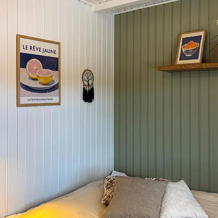 Awesome In With Wifi 度假居 *