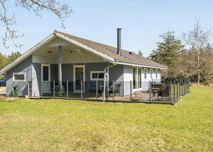 Awesome In With Wifi بيت للعطل *