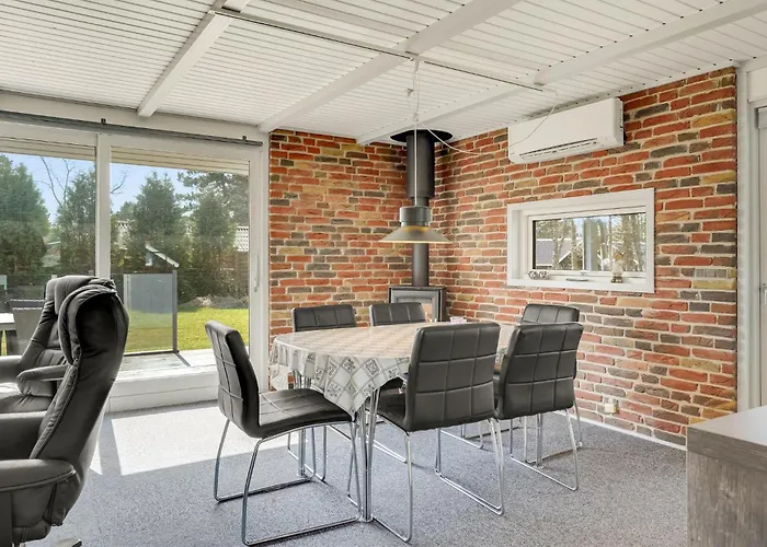 Awesome In With Wifi Holiday home