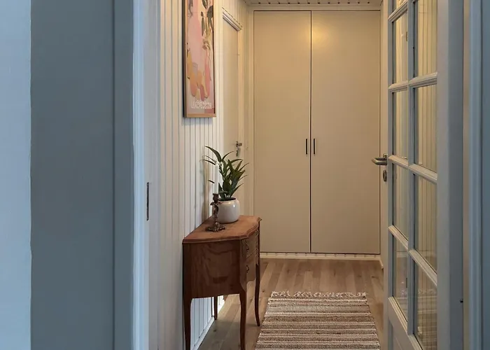 Awesome In With Wifi بيت للعطل *